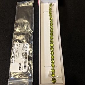 Sterling silver peridot bracelet round & oval cut